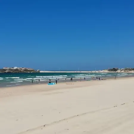 펜션 House Surfing Peniche