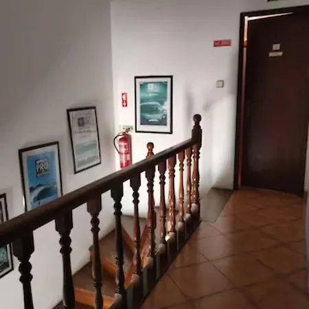 House Surfing Peniche * 발리알