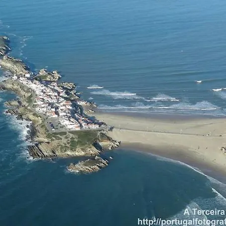 Nyaraló House Surfing Peniche Baleal