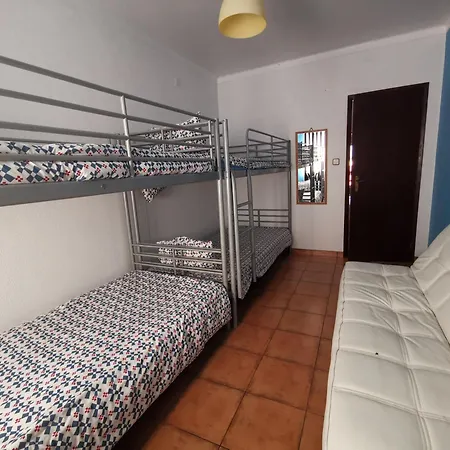 House Surfing Peniche בית נופש