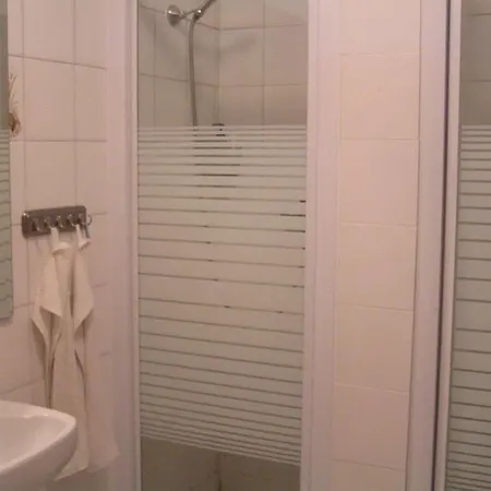 بيت للعطل House Surfing Peniche *